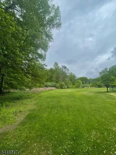 47 Britten Rd, Chatham Twp., NJ 07928