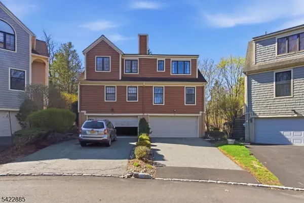 60 Tanager Ct, Wayne Twp., NJ 07470