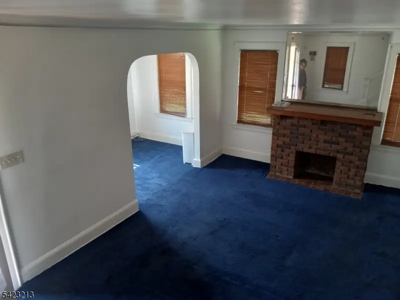 61 Putnam St, Newark, NJ 07106 - #3