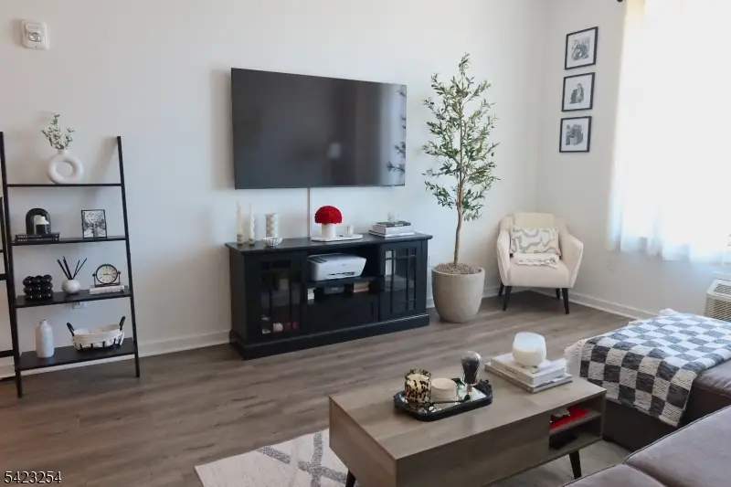 1 Carriage City Plz 1710, Rahway, NJ 07065 - #3