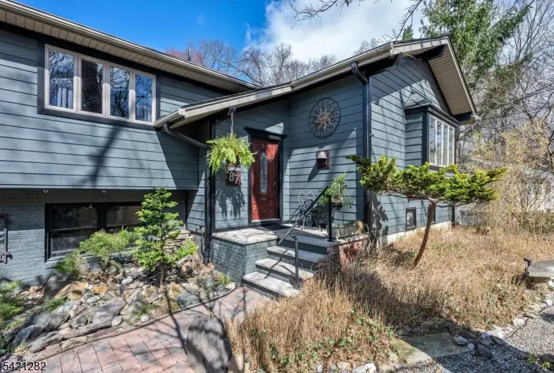 87 Buena Vista Dr, Ringwood, NJ 07456 - #3