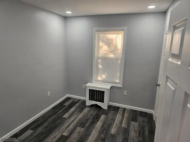 65 Hale St, New Brunswick, NJ 08901 - #2