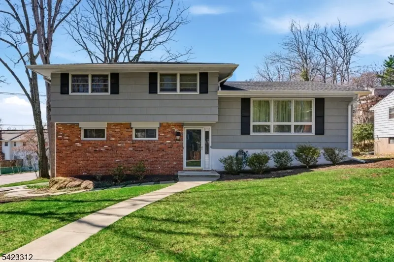 17 Seneca Ave, White Meadow Lake, NJ 07866 - #1