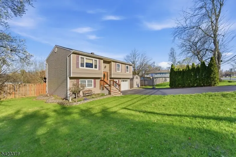 403 Red School Ln, Lopatcong, NJ 08865 - #3