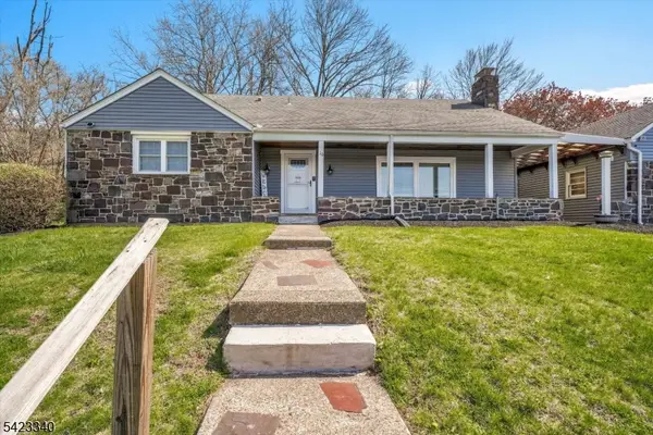 10 Hillside Ave, Milford Boro, NJ 08848