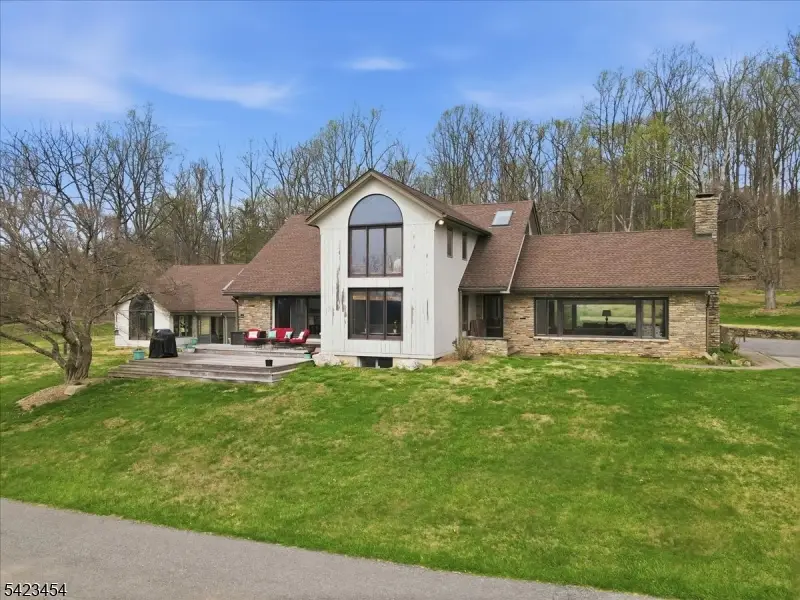 3 Hillbrook Lane, Holland, NJ 08848 - #1