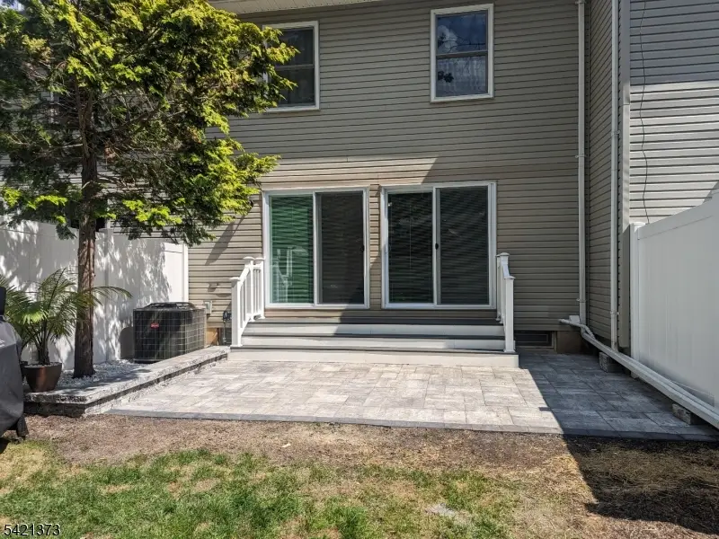 17 Heritage Ln, Hamburg, NJ 07419 - #2