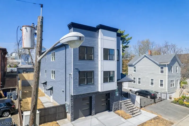 25 Brookside Ave, Irvington, NJ 07111 - #1