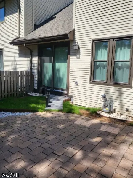 23 Peach Ct, Raritan, NJ 08822 - #3