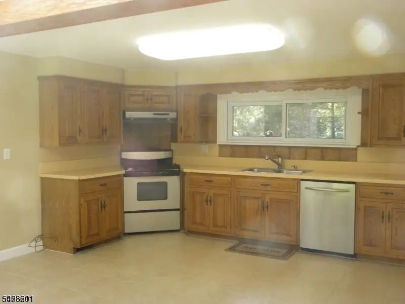 19 Crescent Rd, Wayne, NJ 07470 - #2