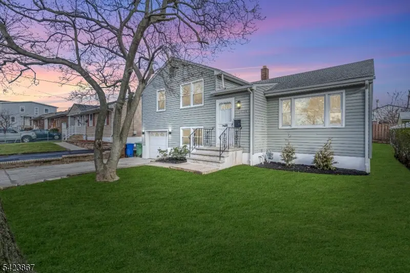 2824 N Stiles St, Linden, NJ 07036 - #1