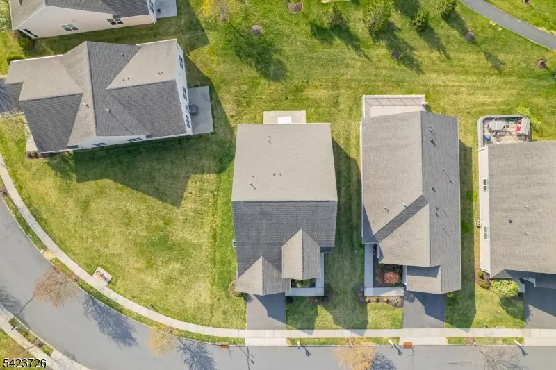 90 Schindler Ct, Franklin, NJ 08873 - #2