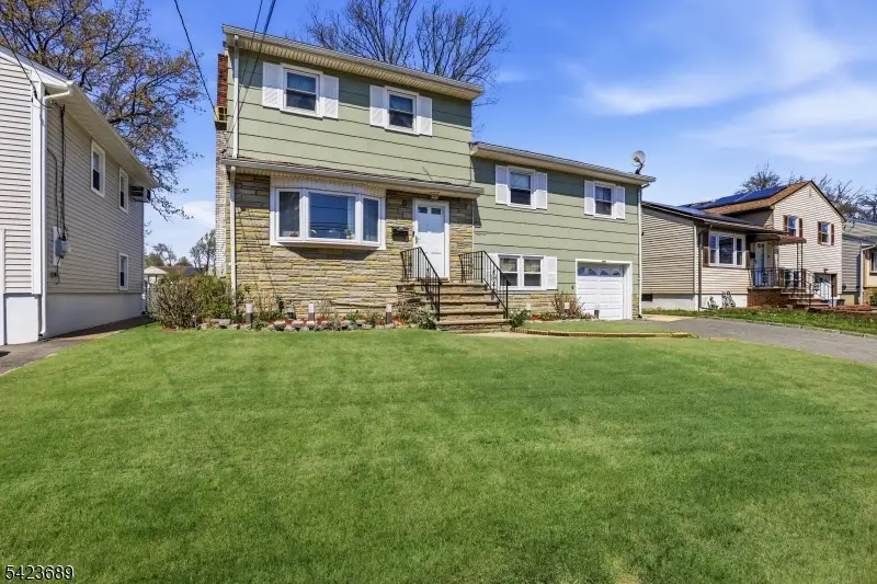 584 Lehigh Ave, Union, NJ 07083 - #2