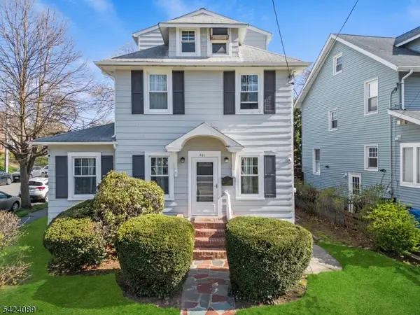 351 Park Ave, Rutherford Boro, NJ 07070