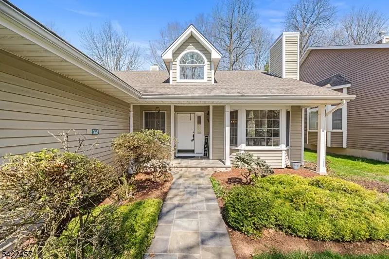 22 Smoke Rise Ln, The Hills, NJ 07921 - #2