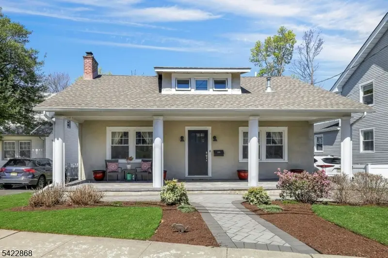28 Harper Ter, Cedar Grove, NJ 07009 - #1