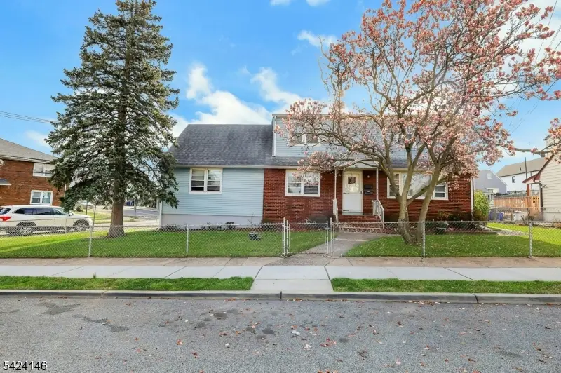 264 Lincoln Pl, Garfield, NJ 07026 - #2