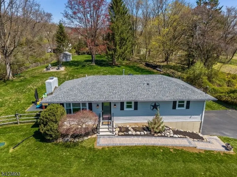 64 Ellis Rd, Holland, NJ 08848 - #1