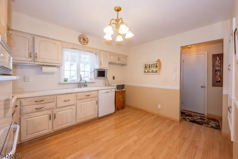 293 Maitland Ave, Paterson, NJ 07502 - #3
