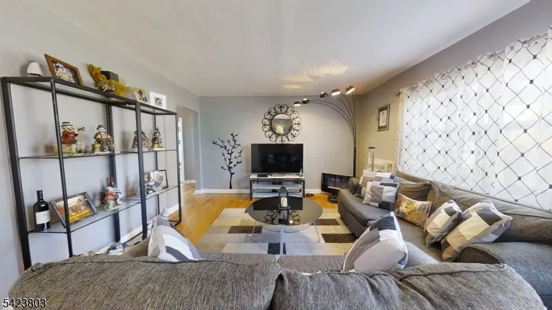 29D Colfax Manor #D, Roselle Park, NJ 07204 - #2