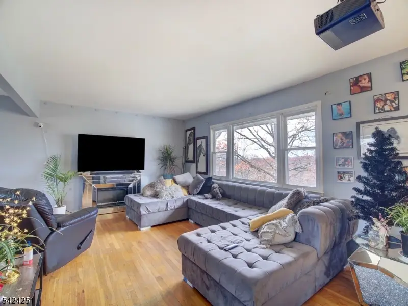 221 Chincopee Ave, Hopatcong, NJ 07843 - #2