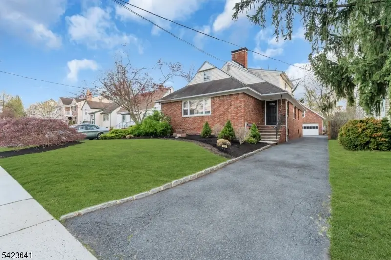24A Hollywood Ave, Cranford, NJ 07016 - #3