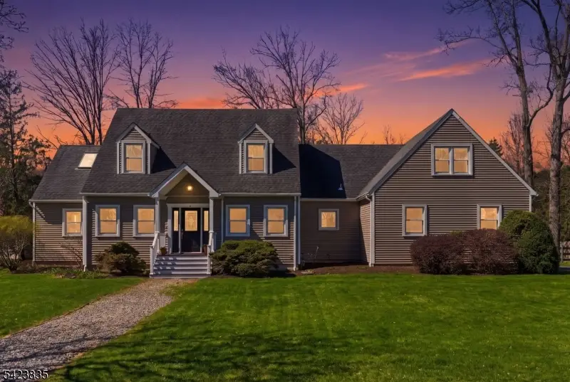 3 Brown Ct, Clinton, NJ 08801 - #2