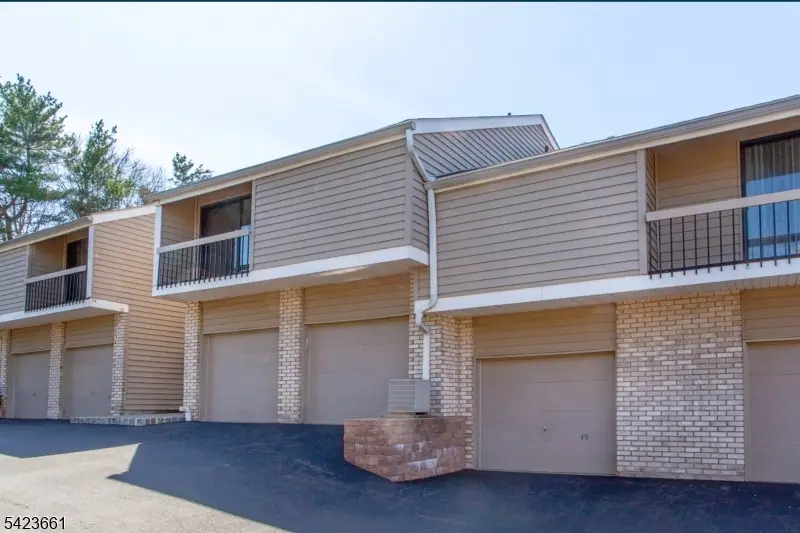 52 Hillside Ct, Union, NJ 08809 - #1