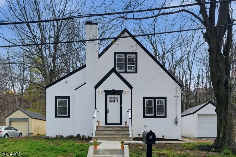 31 Saint Moritz Pl, Wayne, NJ 07470 - #3