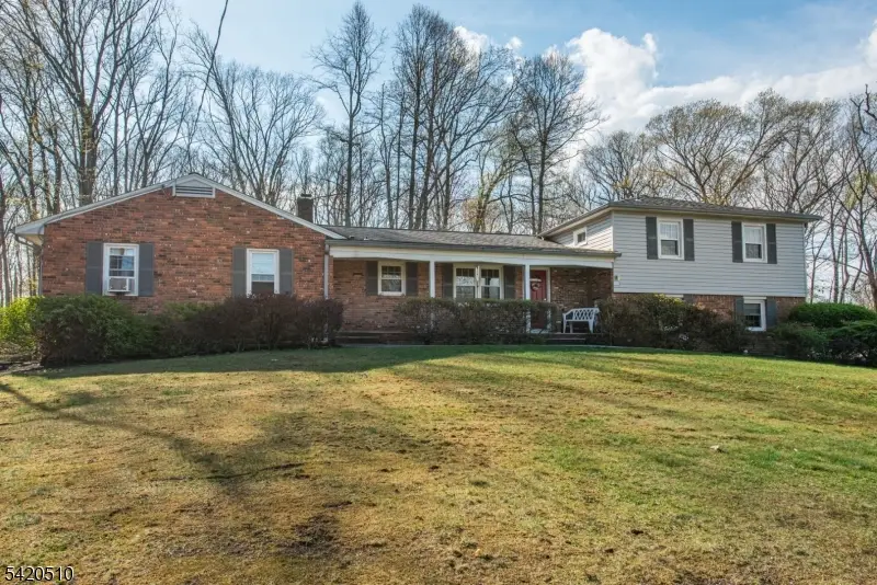 320 Reynolds Ave, Troy Hills, NJ 07054 - #1