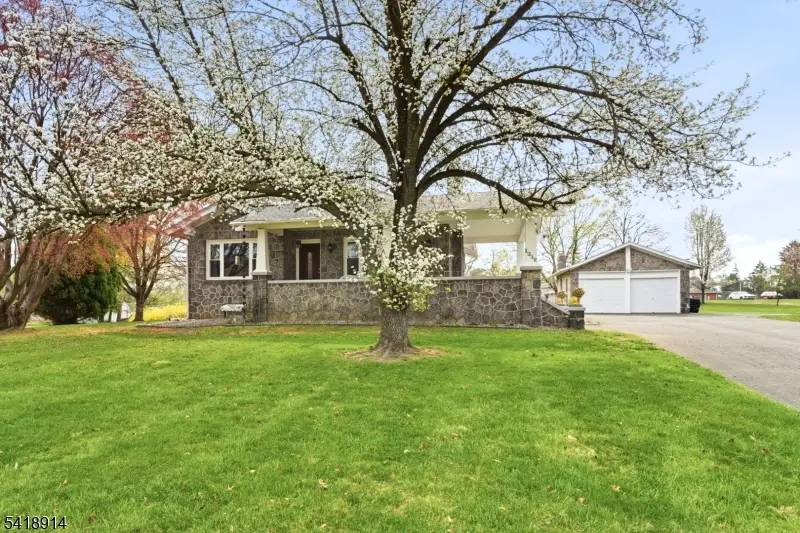 1316 Belvidere Rd, Lopatcong, NJ 08865 - #3