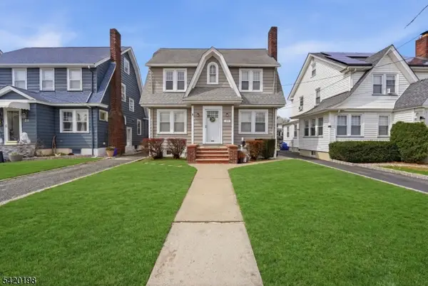 27 Reservoir Pl, Belleville Twp., NJ 07109