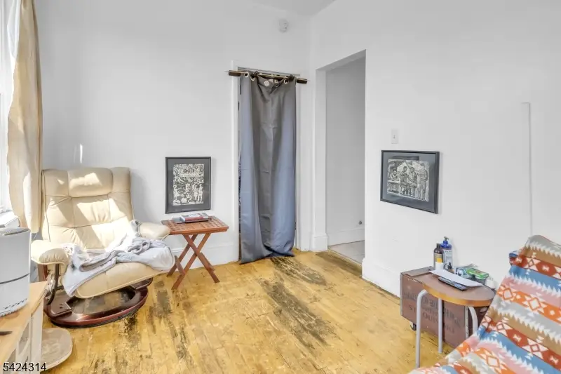 61 Victoria Ave, Newark, NJ 07104 - #2