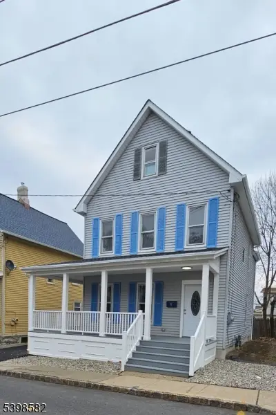 5 Jefferson St, Newton, NJ 07860 - #1