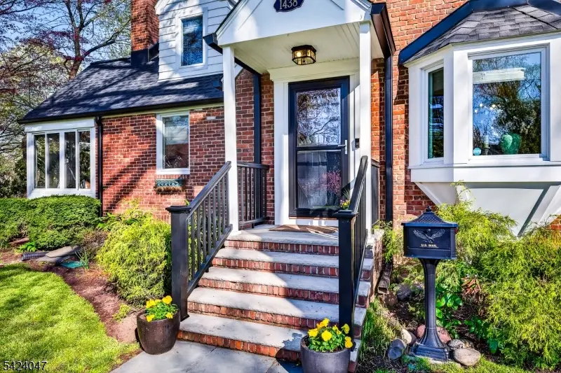 1438 Dunn Pkwy, Mountainside, NJ 07092 - #3