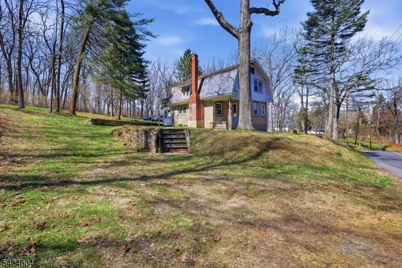 103 Lommason Glen Rd, White, NJ 07823 - #2