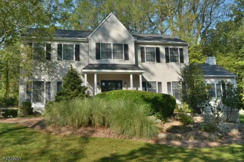 11 Devonald Dr, Bethlehem, NJ 08809 - #3