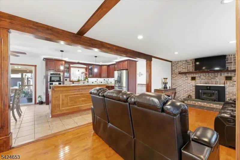 16 Hogback Rd, Franklin, NJ 08867 - #2