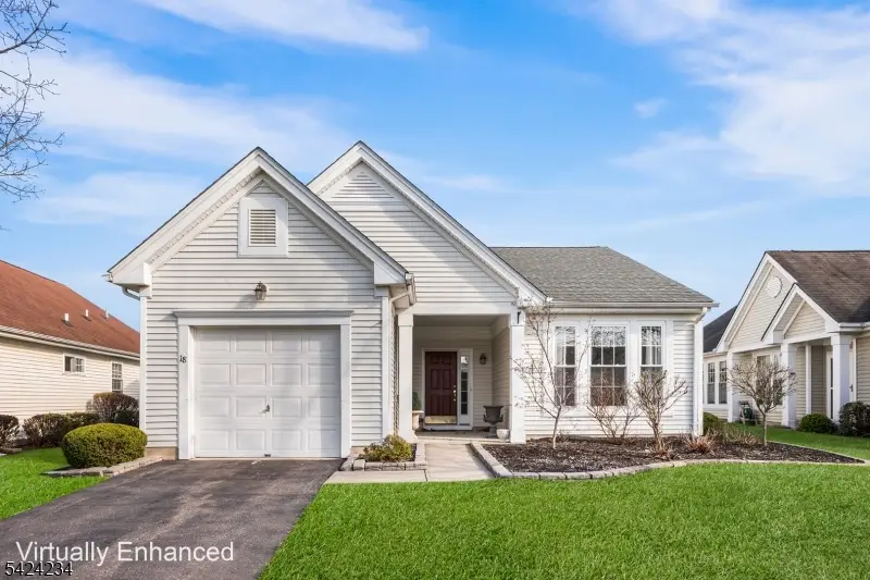 18 Kensington Cir, Brookfield, NJ 07823 - #1