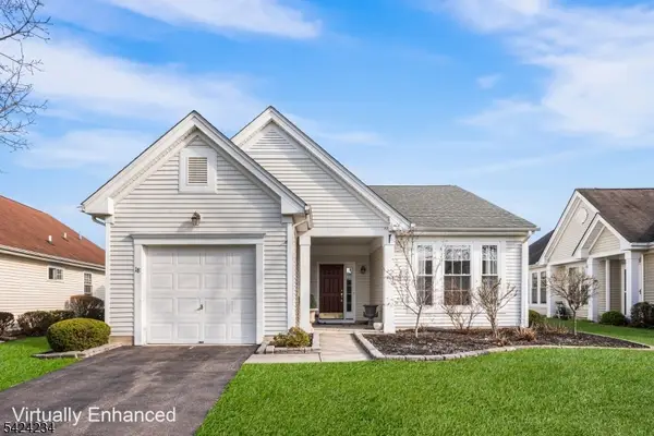 18 Kensington Cir, White Twp., NJ 07823