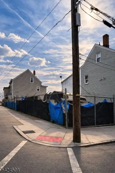 74 Oak St, Paterson, NJ 07501 - #1