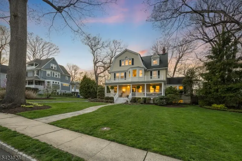 39 Oak Ridge Ave, Summit, NJ 07901 - #3