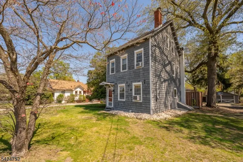 1401 Mount Holly Rd, Burlington, NJ 08016 - #1