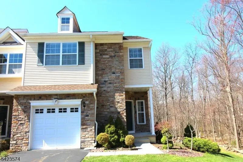 9 Pembrook Ln, Budd Lake, NJ 07828 - #1