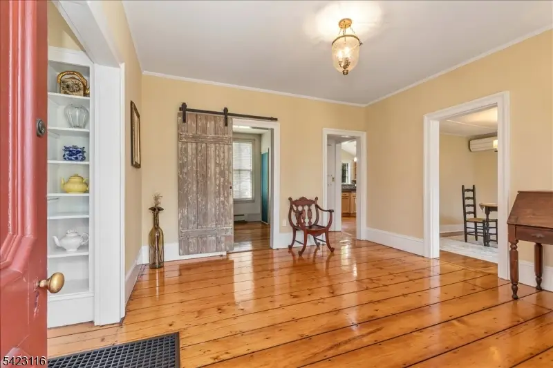 40 Franklin St, Franklin, NJ 08873 - #3