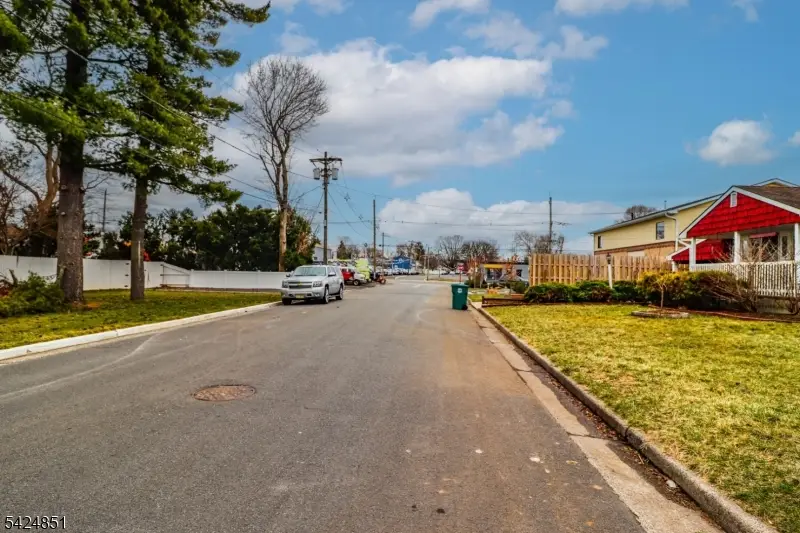 13 N River View Ave, Edison, NJ 08817 - #3