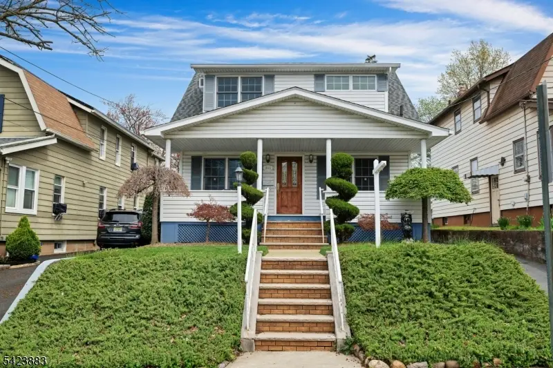 611 5th Ave, Lyndhurst, NJ 07071 - #1