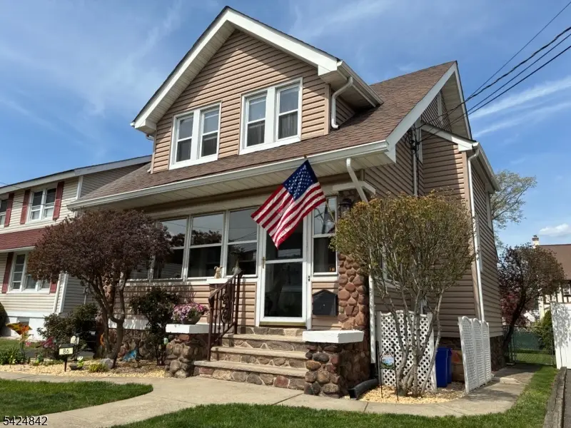 86 Van Houten Pl, Belleville, NJ 07109 - #2