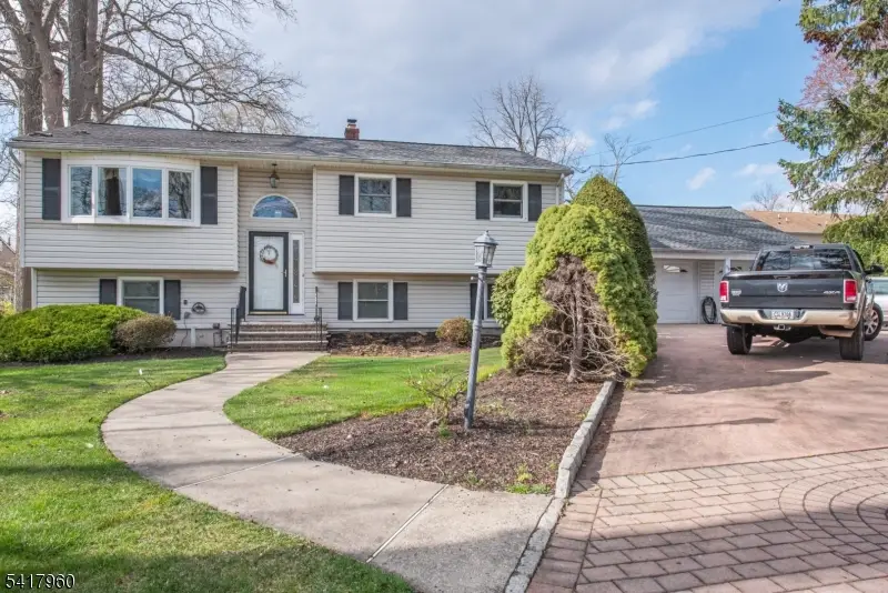 39 Homestead Ave, East Hanover, NJ 07936 - #2