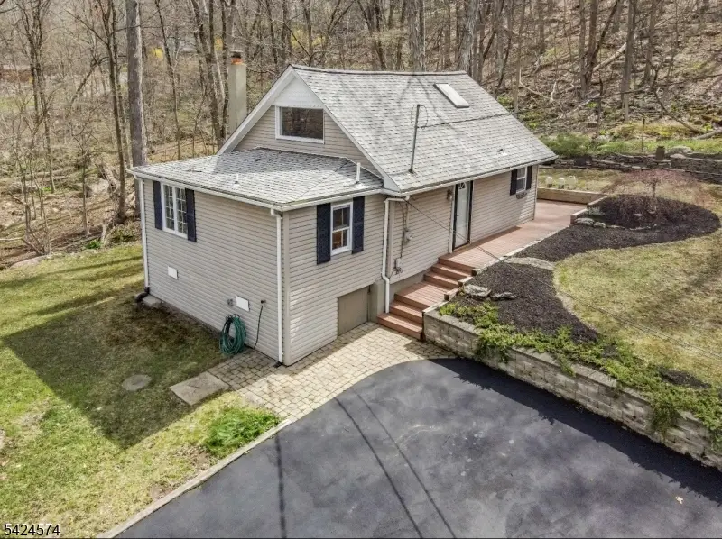 23 Old Woodland Trl, Oak Ridge, NJ 07438 - #3